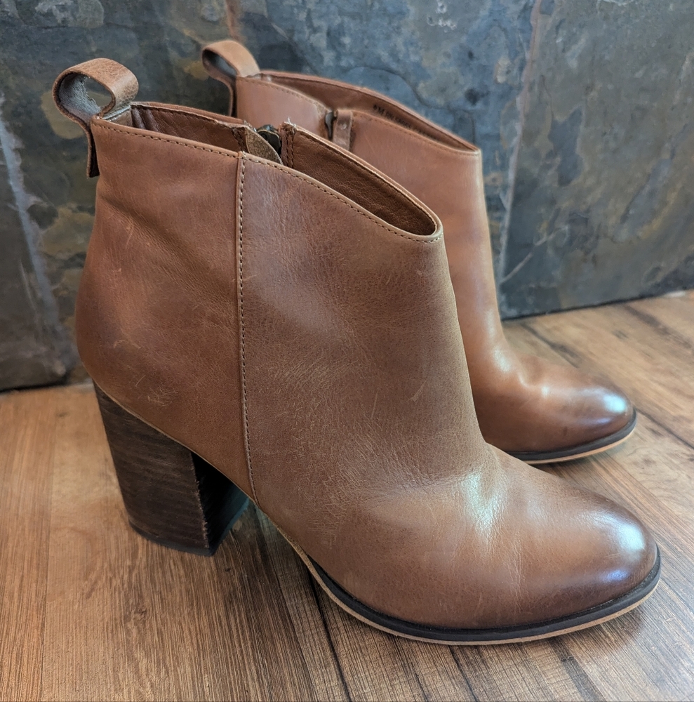 Nordstroms BP Brown Ankle‎ Booties with Block Heel